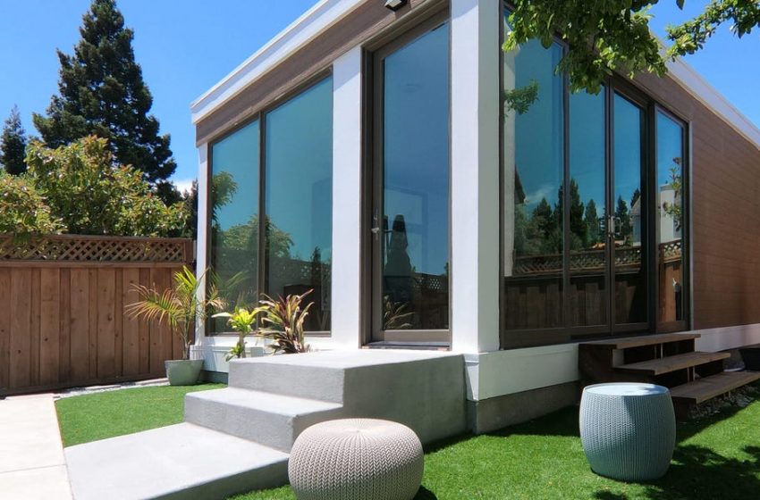  This company is building 3-D printed, small homes on existing residential properties to fight back against California’s housing shortage. Look inside a unit that was move-in ready in one week.