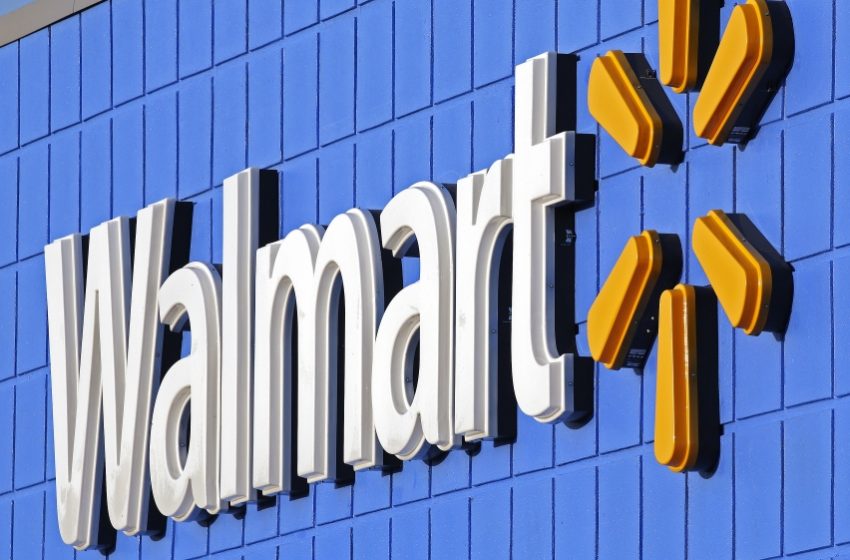  Walmart sues United States government over opioid case