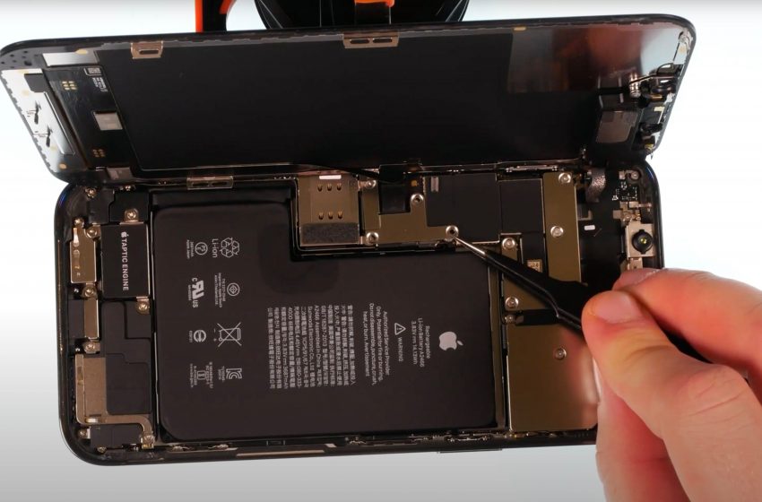  Videos: First iPhone 12 mini and iPhone 12 Pro Max teardowns detail battery changes and more