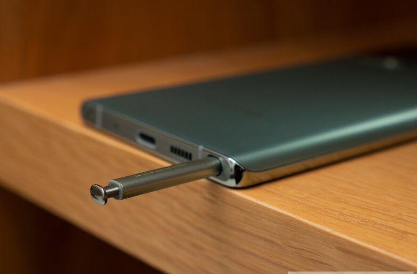  Samsung Galaxy S21 Ultra could come with official cases that store the S Pen