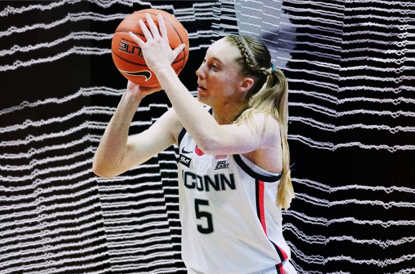  Paige Bueckers is living up to the hype and rewriting the UConn record books