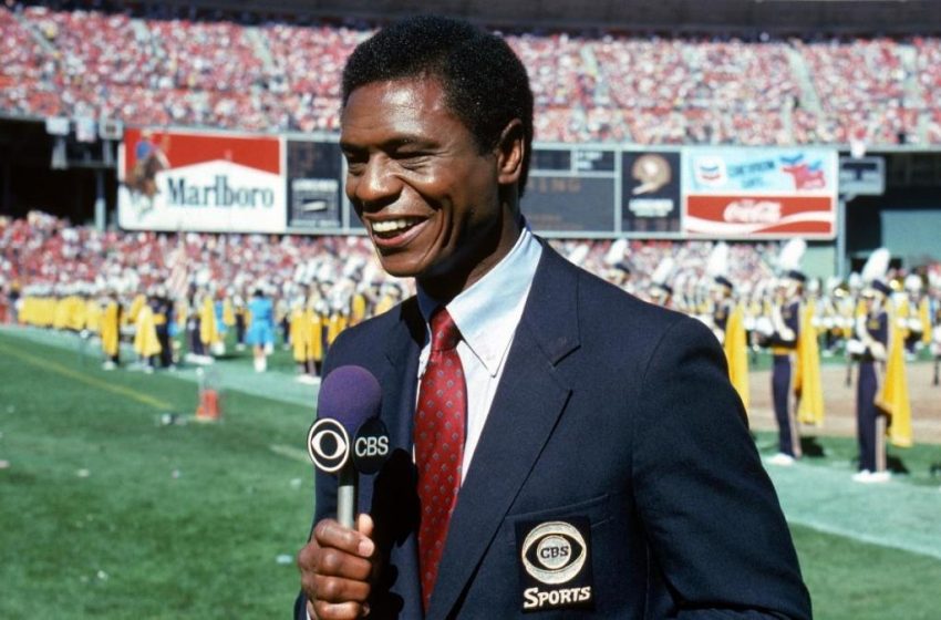  Irv Cross, broadcasting legend with CBS Sports and Pro Bowl NFL cornerback, dies at 81