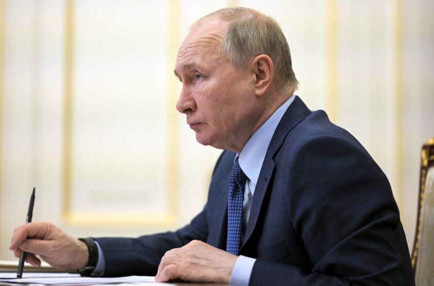  Kremlin says it fears full-scale fighting in Ukraine’s east