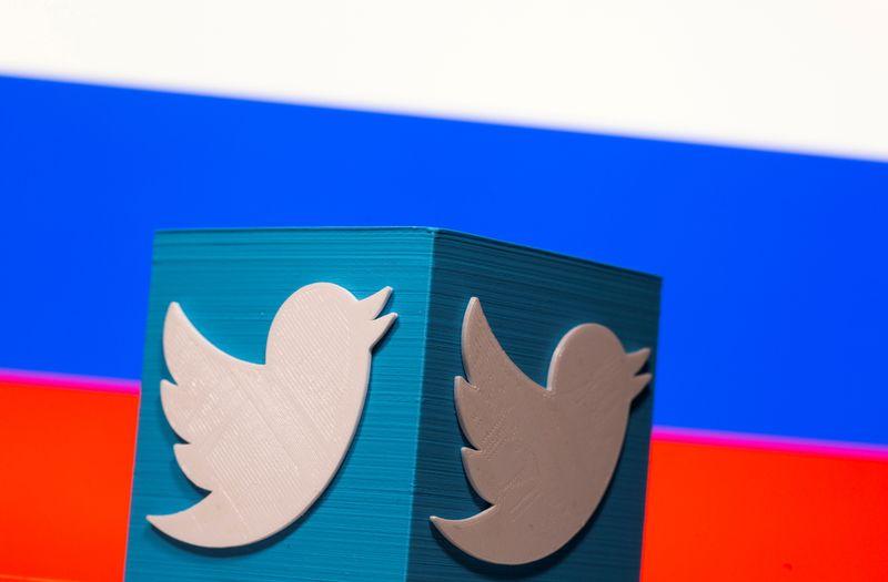  Facebook, Twitter told to open databases in Russia by July -Ifax