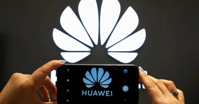  Romanian president signs bill into law to ban Huawei from 5G