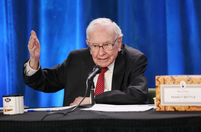  Berkshire Hathaway’s operating earnings jump 21% as recovering economy boosts railroad, energy units
