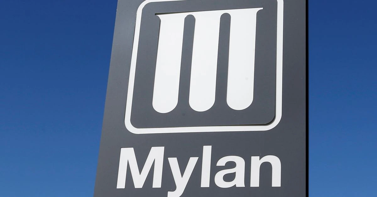  Former Mylan executive pleads guilty to insider trading