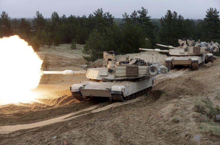  Why the Army Keeps Upgrading the Classic M1 Abrams Tank