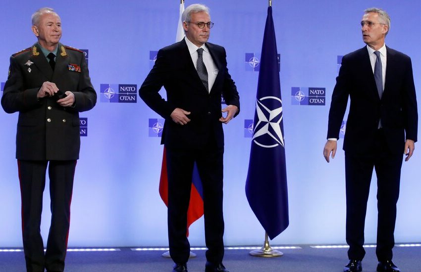  Live Updates: NATO-Russia Talks on Ukraine Crisis
