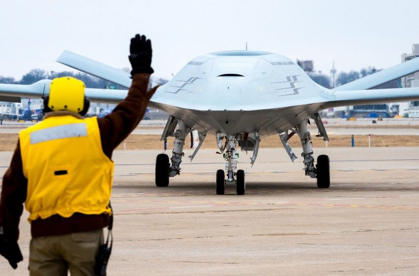  MQ-25a Stingray Drones Can Now Refuel Jet Fighters in Mid-Air