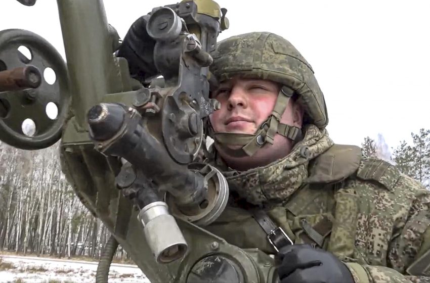  Officials: Russia at 70 percent of Ukraine military buildup
