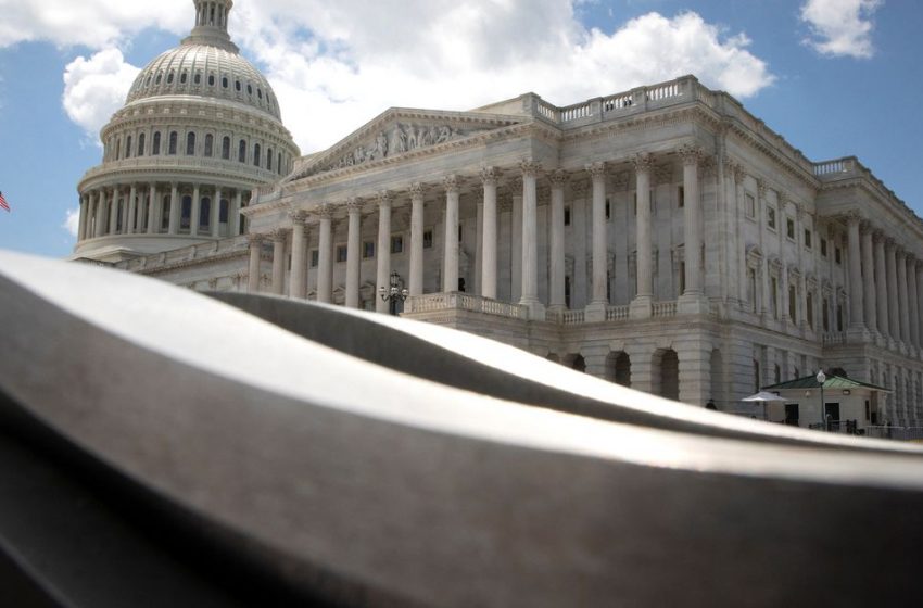  After delay, U.S. Senate overwhelmingly approves $40 billion in Ukraine aid