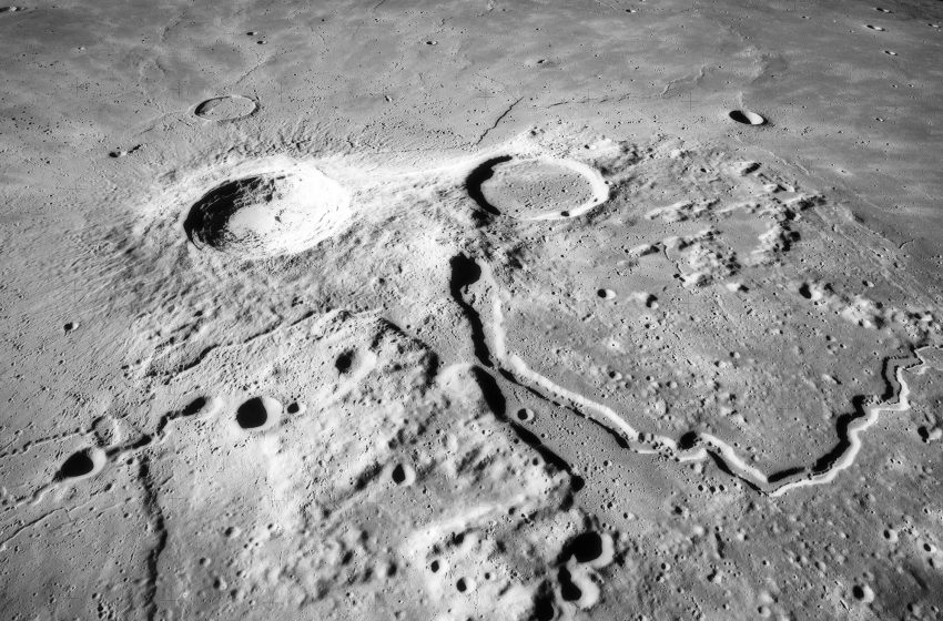  Ancient Moon Volcanoes May Supply Future Astronauts With Drinking Water and Rocket Fuel