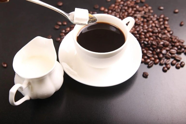  Sweetened and Unsweetened Coffee Consumption Associated With Lower Death Risk