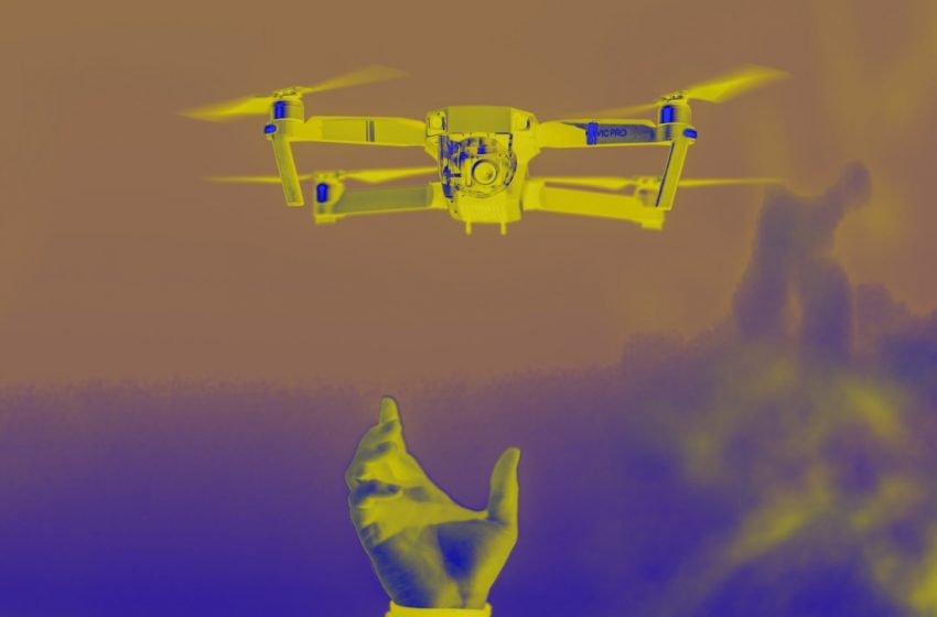  Policing tech’s biggest ethics panel collapses over proposed Taser drone