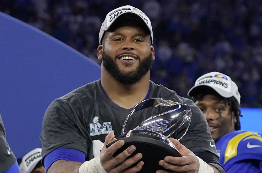  Aaron Donald gets big raise from Rams after Super Bowl run: report