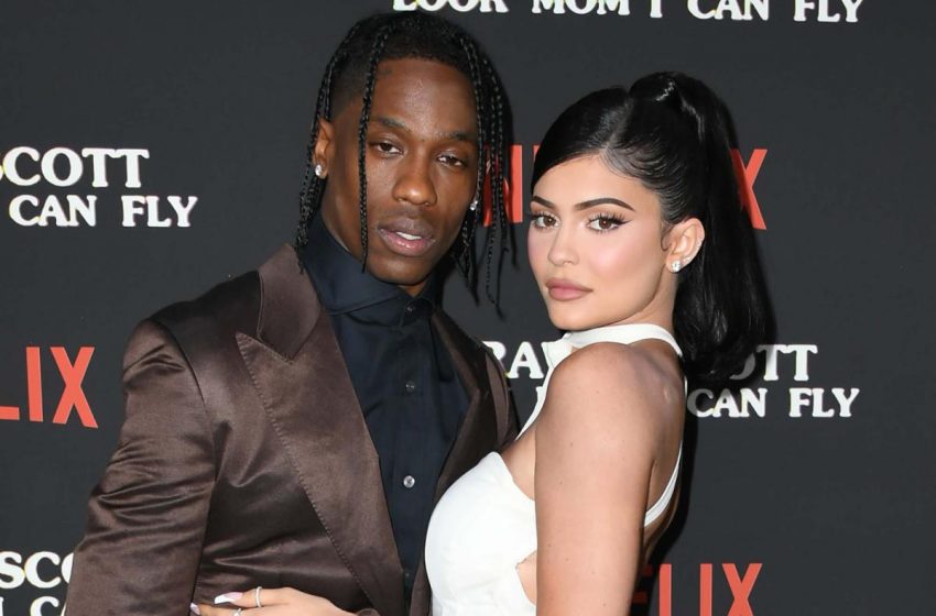 Travis Scott praises Kylie Jenner for ‘throwing that ass down’ in rare post