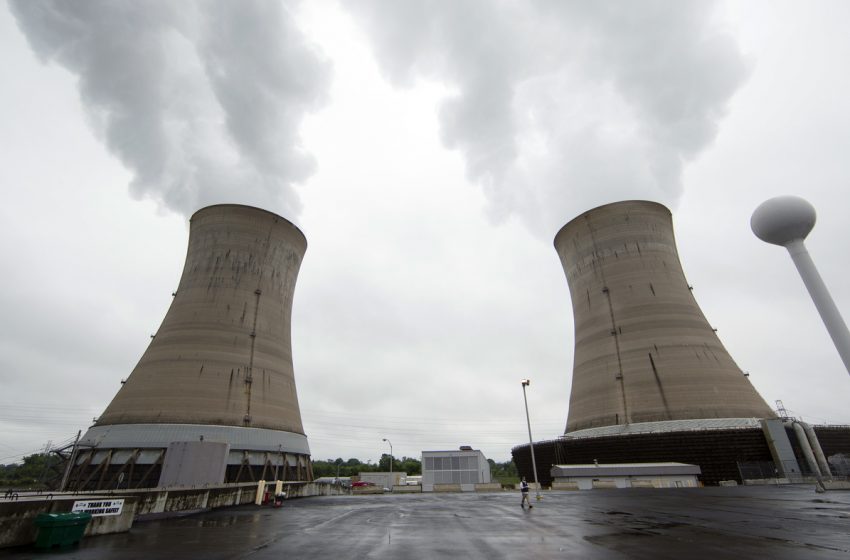  Nuclear power is gaining support after years of decline. But old hurdles remain