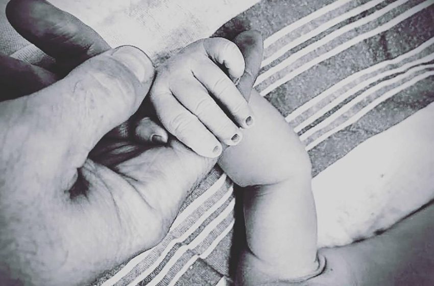  Brian Austin Green and Sharna Burgess Welcome Baby Boy –– See His First Cute Pic!