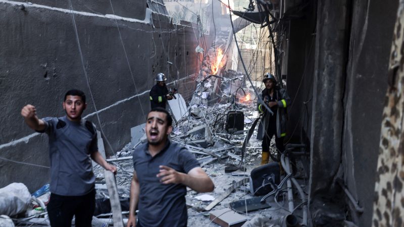  Israeli airstrikes in Gaza kill 11, including senior lslamic Jihad leader