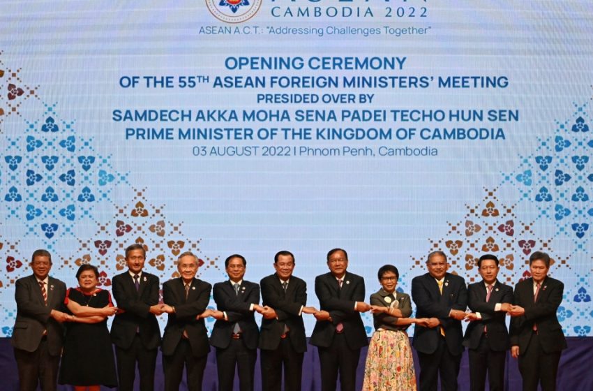  Myanmar generals banned from ASEAN until peace plan progress