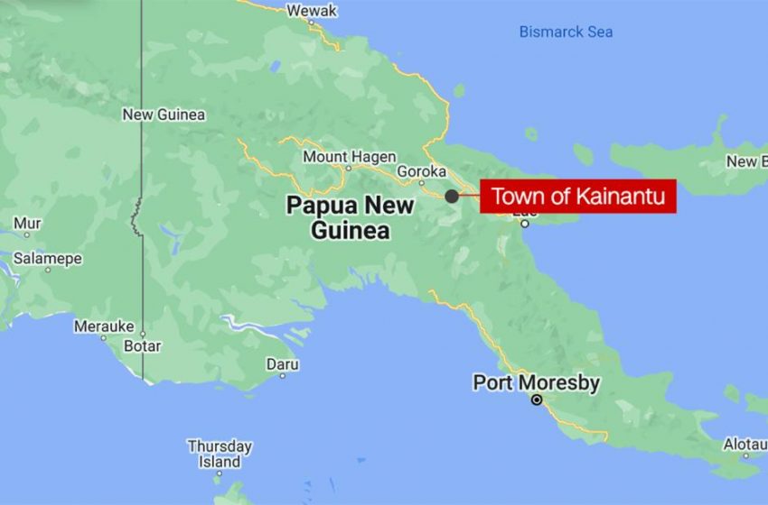  There is no tsunami threat after a magnitude 7.6 earthquake hit Papua New Guinea, warning center says