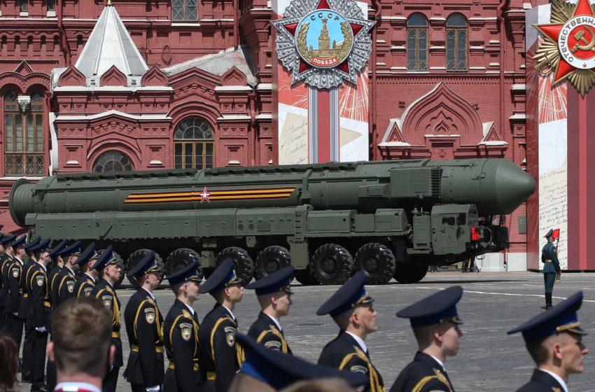  Putin’s ‘incredibly dangerous’ nuclear threats raise the risk of an unprecedented disaster