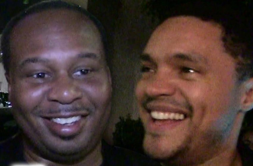  Trevor Noah’s ‘Daily Show’ Host Spot Could Be Filled by Roy Wood Jr