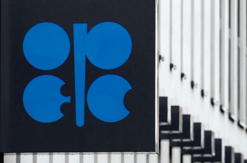 Saudi Arabia, United States clash over reason for OPEC+ oil cut