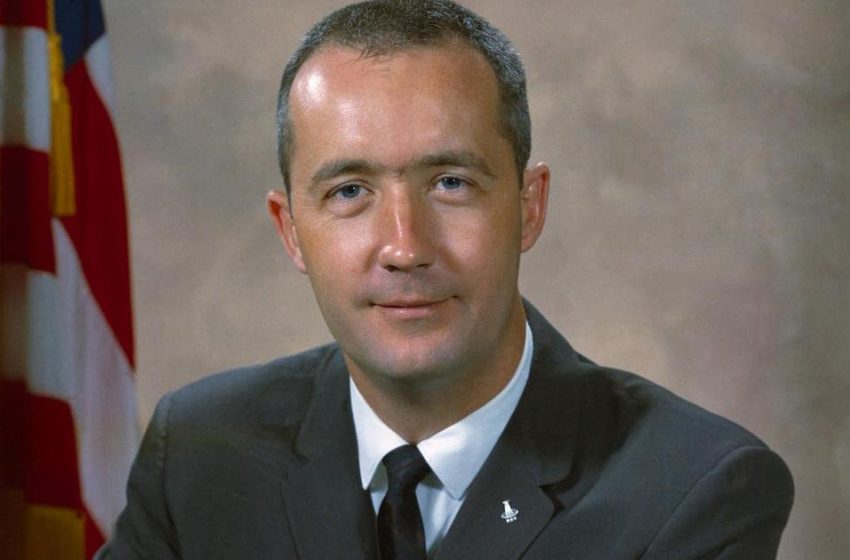  Astronaut James McDivitt, commander of Apollo 9, dies at age 93