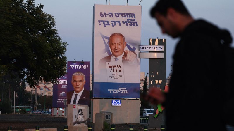  Netanyahu eyes comeback as Israel votes in fifth election in four years