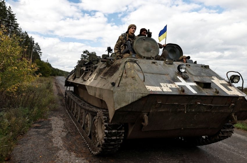  Ukrainian Forces Continue Gains in Battle