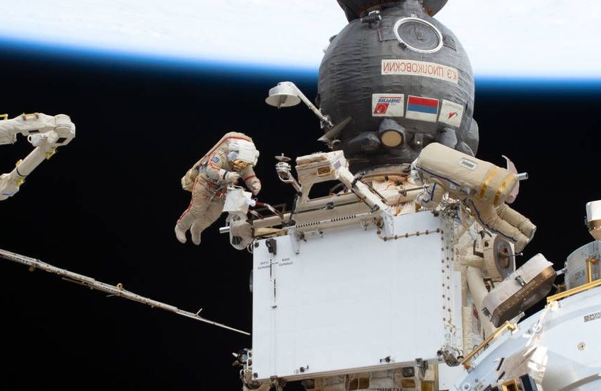  Watch Russian cosmonauts make their 3rd try at a spacewalk tonight