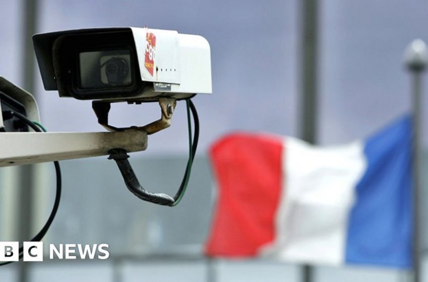  Paris 2024 Olympics: Concern over French plan for AI surveillance