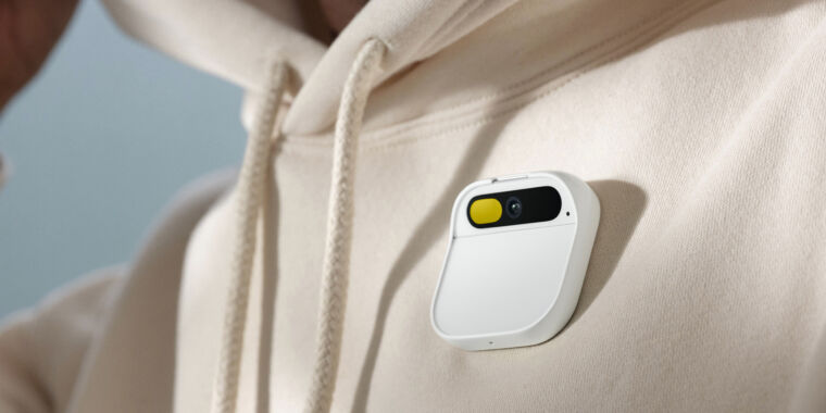  The Humane AI Pin is a bizarre cross between Google Glass and a pager