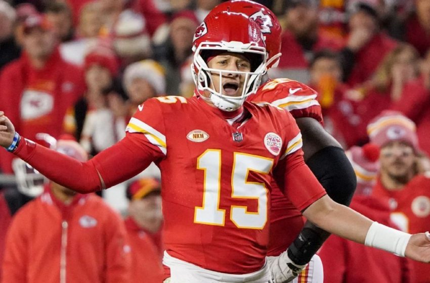  Patrick Mahomes regrets outburst, interaction with Josh Allen
