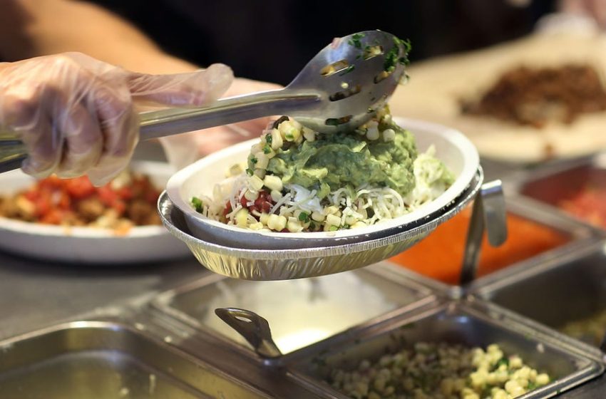  Chipotle says California customers will soon be paying more for their burritos